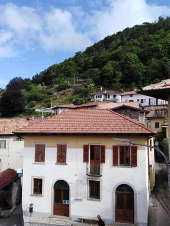 Appartamento Incantevole Ad Armeno Eksteriør billede